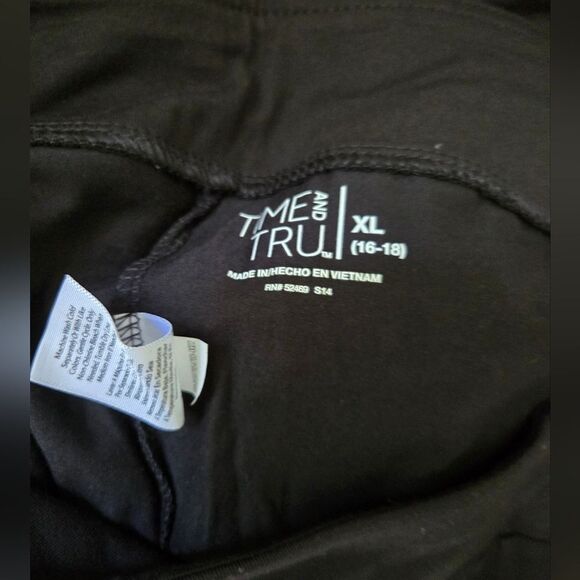 Time And TRU - Picture 2 of 4